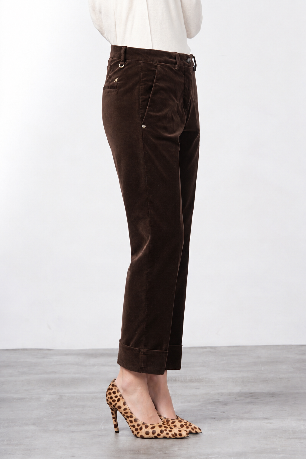 New York Carrot Chinohose für Damen aus glattem Samt mit carrot fit ①
