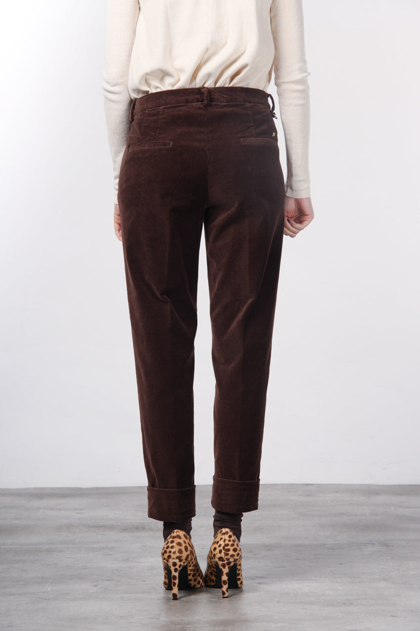 New York Carrot pantalon chino femme en velours lisse carrot fit ①
