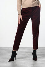 New York Carrot Damen-Chinohose aus glattem Samt, Carrot Fit ①
