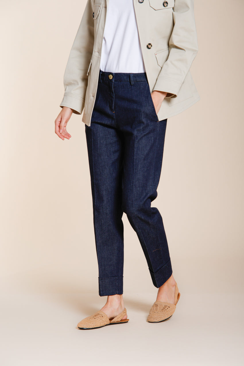 New York Carrot women's chino pants in denim carrot fit