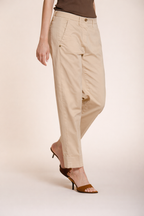 New York Carrot pantalon chino femme en satin stretch carrot fit ①