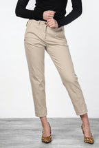 New York Carrot women’s chino pants in satin with carrot fit ①