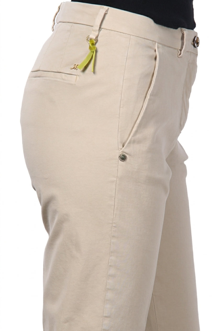New York Carrot women’s chino pants in satin with carrot fit ①