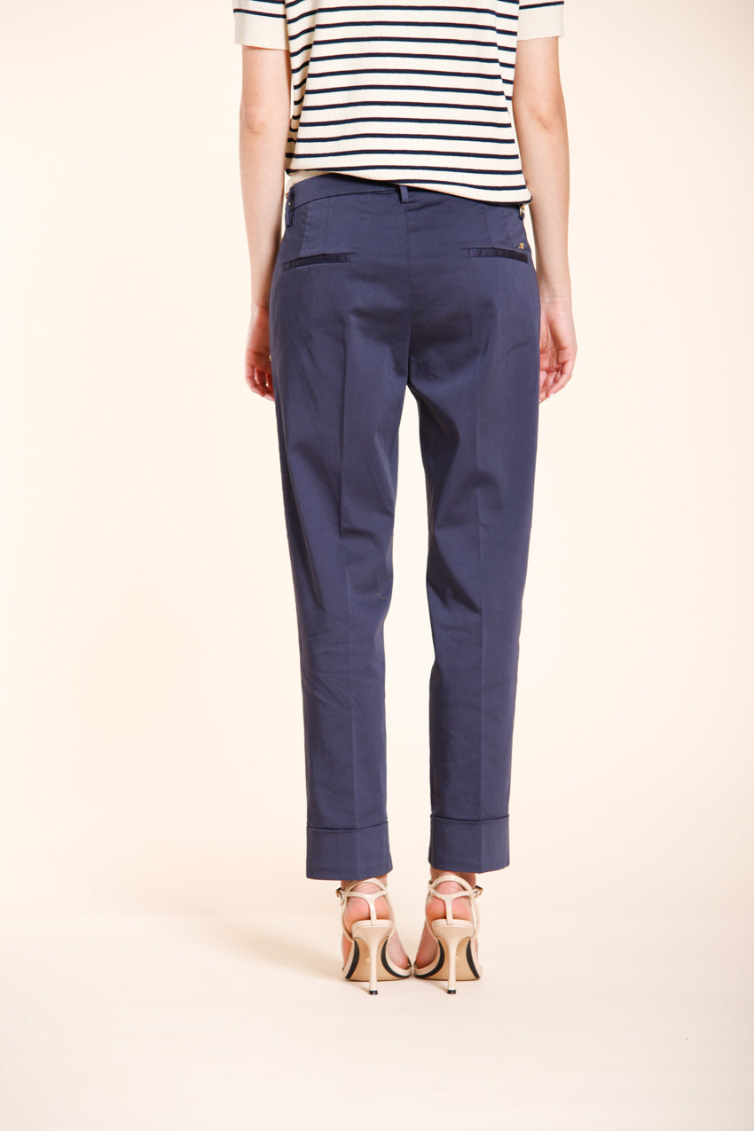 New York Carrot pantalon chino femme en satin stretch carrot fit ①