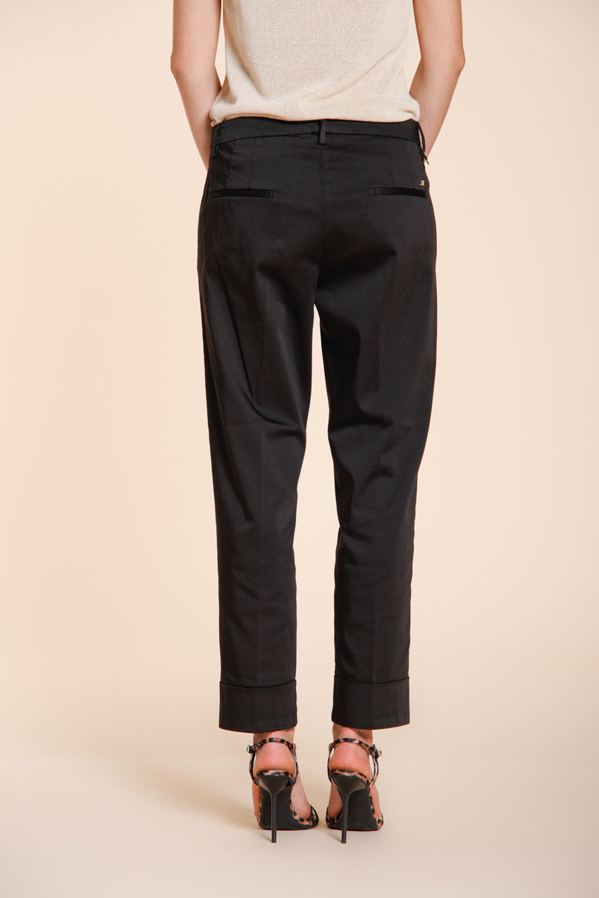 New York Carrot Damen Chino Hose aus Stretch-Satin carrot fit ①