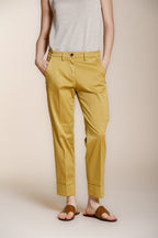 New York Carrot women's chino pants in stretch satin carrot fit ①
