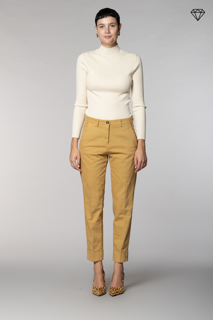 New York Carrot women’s chino trousers in cotton and wool carrot fit ①