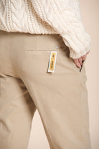 New York Carrot women’s chino trousers in cotton and wool carrot fit ①