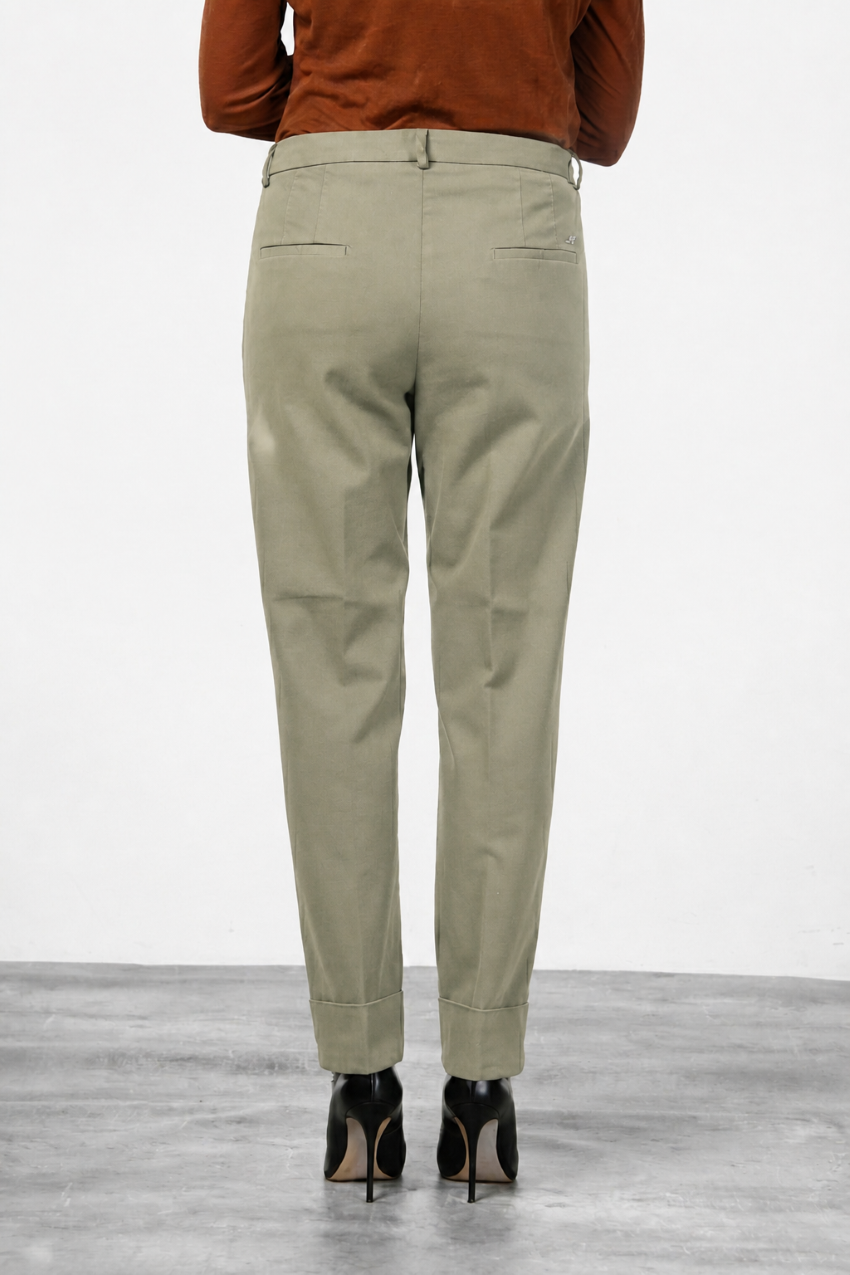 New York Carrot Chinohose für Damen aus Baumwoll- und Wollgabardine mit carrot fit ①