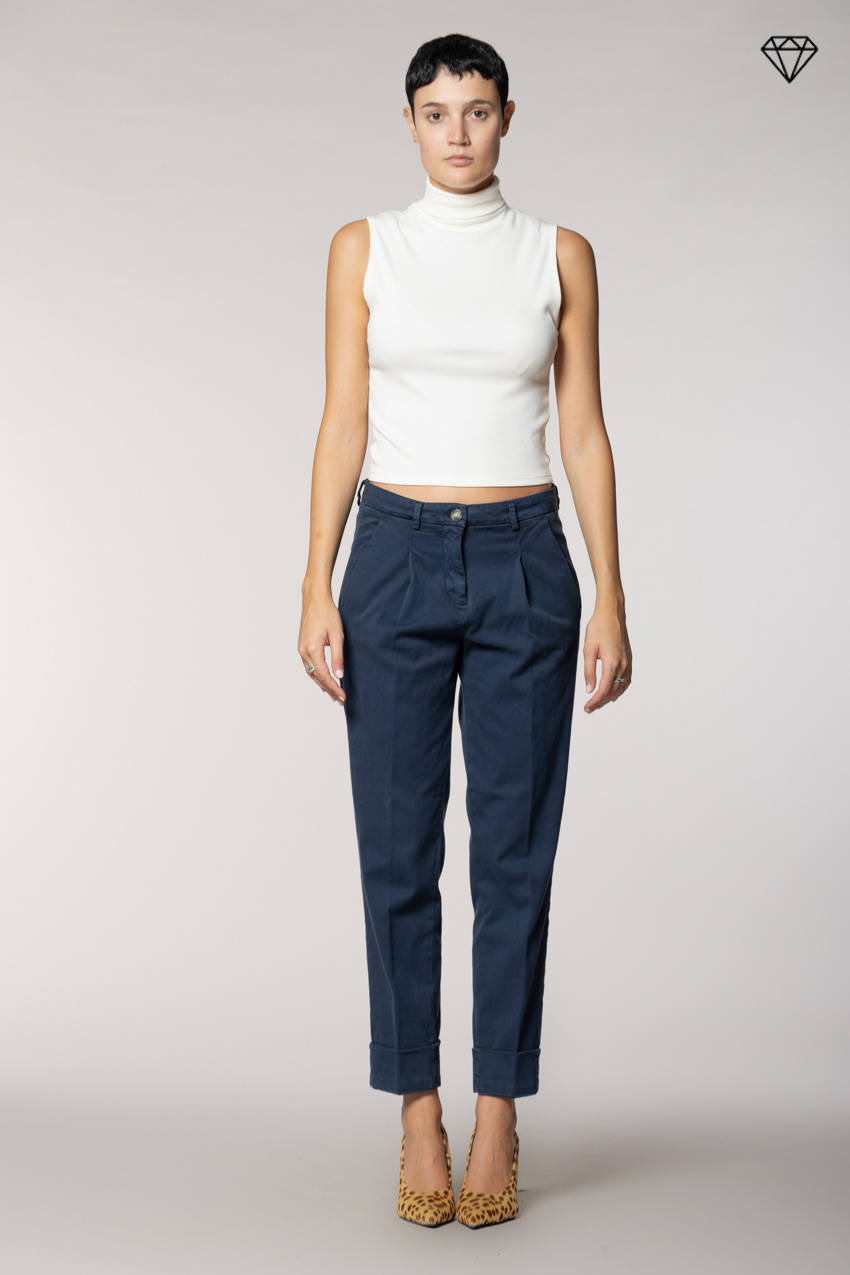 New York Carrot Pince women’s chino trousers in cotton and cashmere carrot fit ①