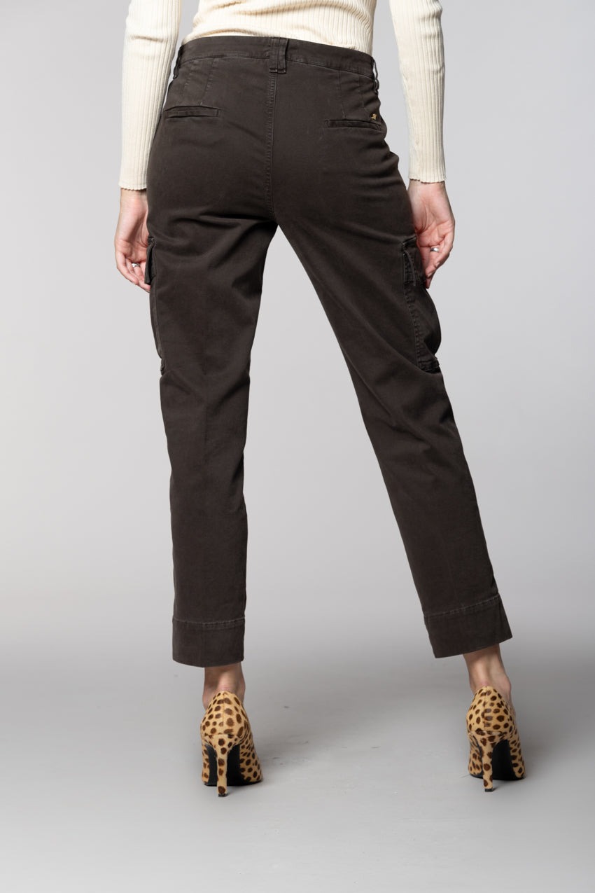 Marlene Cargo pantalon cargo femme en gabardine carrot fit