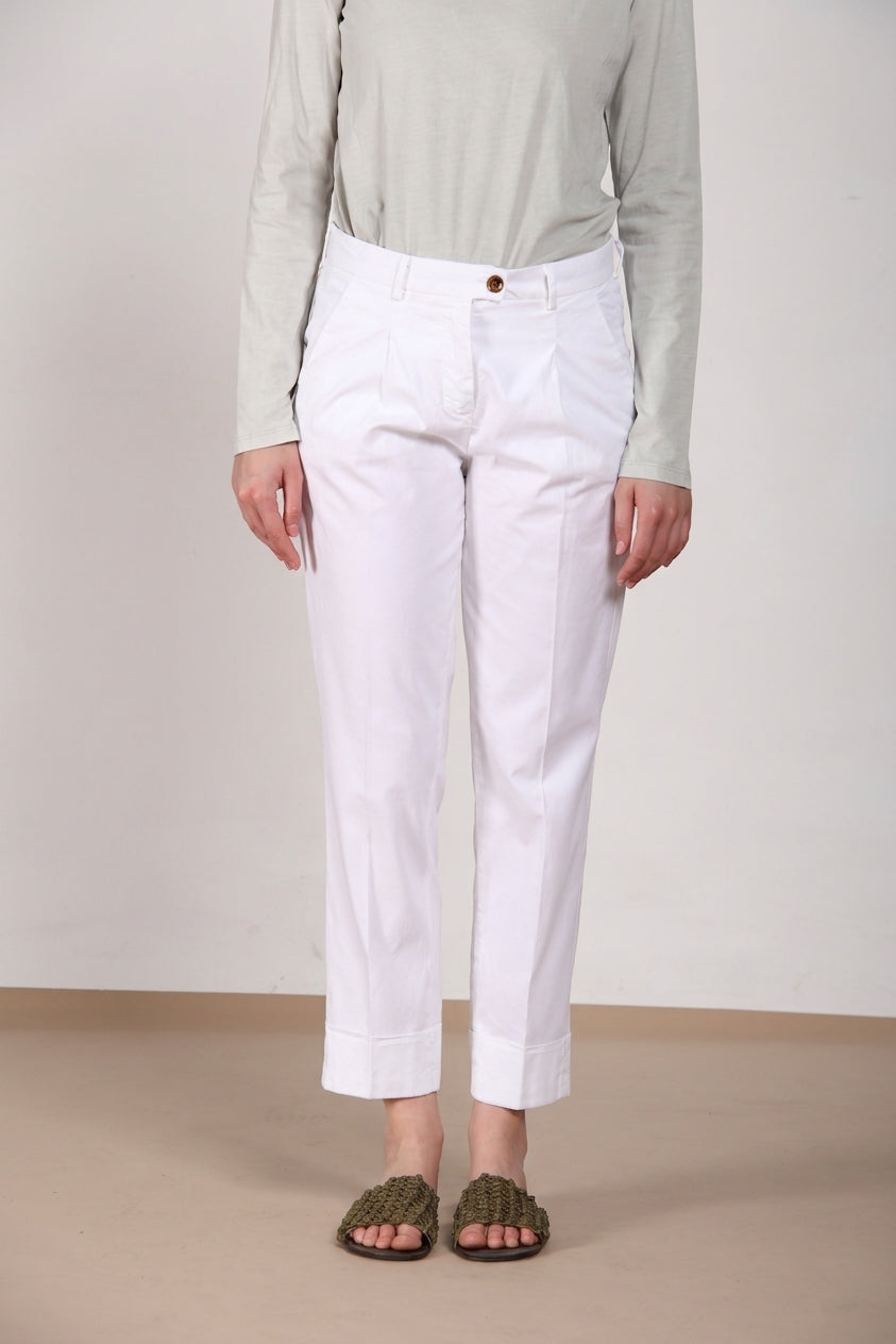 New York Carrot Sartoriale 1 Pince pantalone chino donna in raso di cotone e seta carrot fit ①