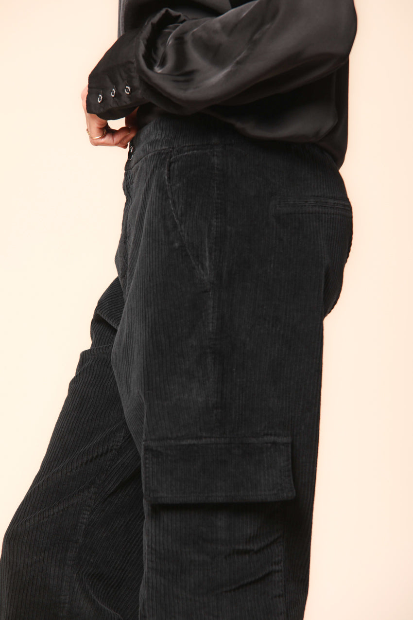 Easy Cargo women's cargo pants in velvet relaxed fit