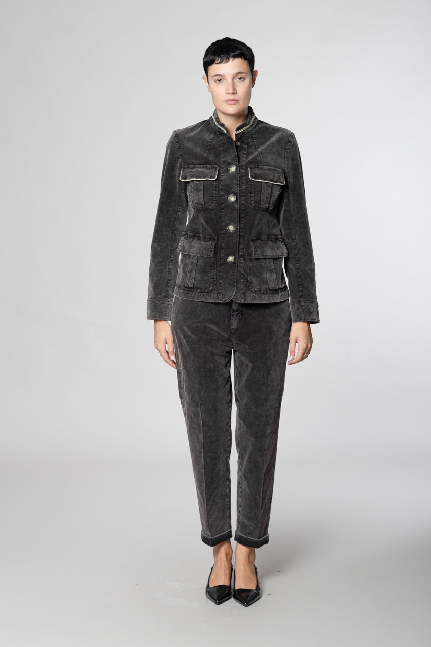 New York Cozy women’s chino pants in 1000-wale corduroy carrot fit