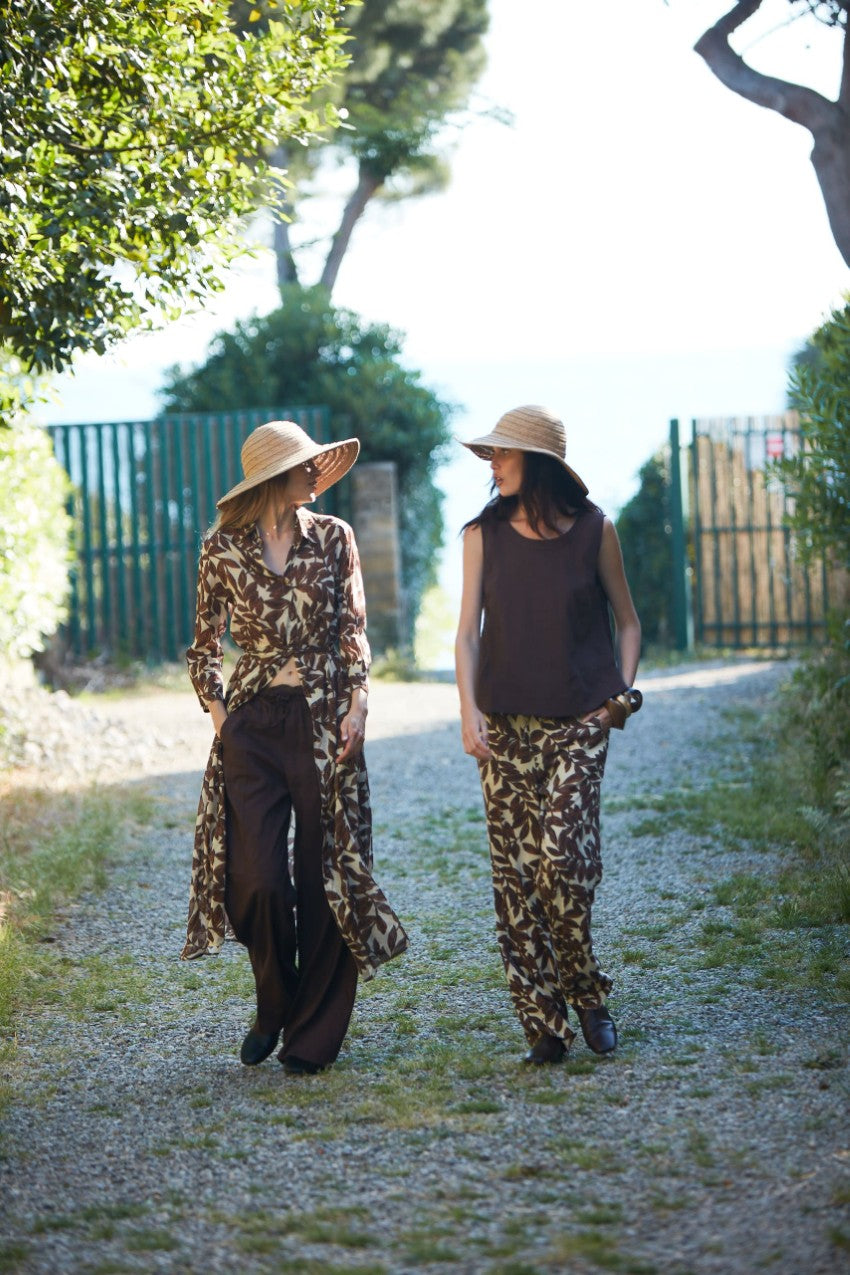 New York Cozy Straight Hose Chino Jogger Damen aus Musselin Ramage-Print relaxed fit