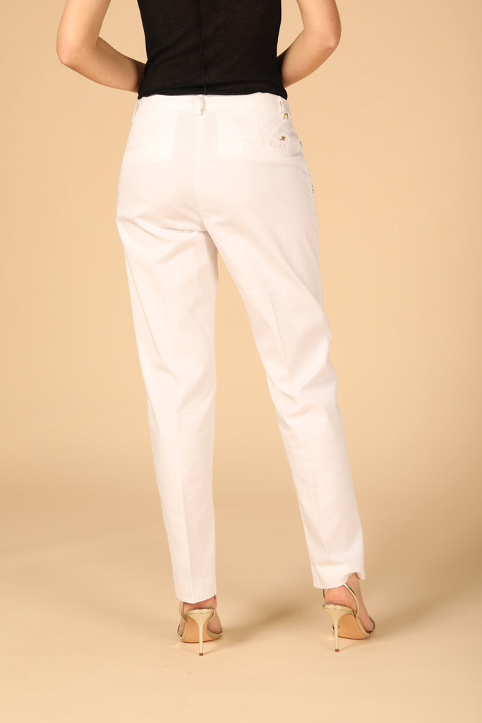 Image 4 de Pantalon chino pour femme modèle New York en blanc, regular fit 
