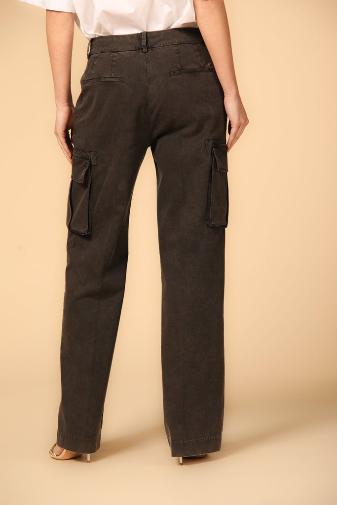 Image 5 de pantalon cargo pour femme, modèle Victoria, en noir straight fit  de Mason's