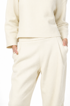 Balloon Chinohose für Damen aus Wolltuch mit balloon fit