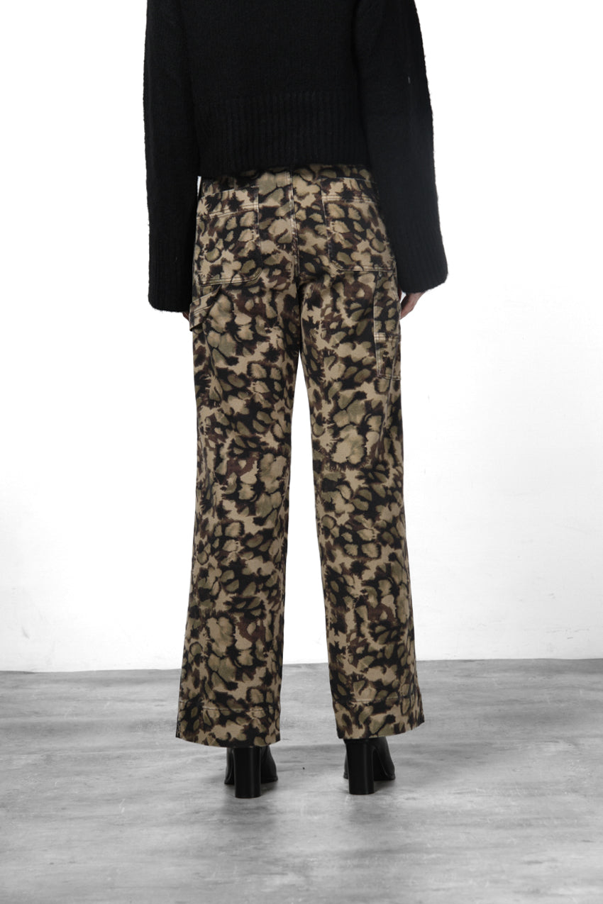 Dallas Wide Work women’s chino pants in camouflage-pattern bull with straight fit