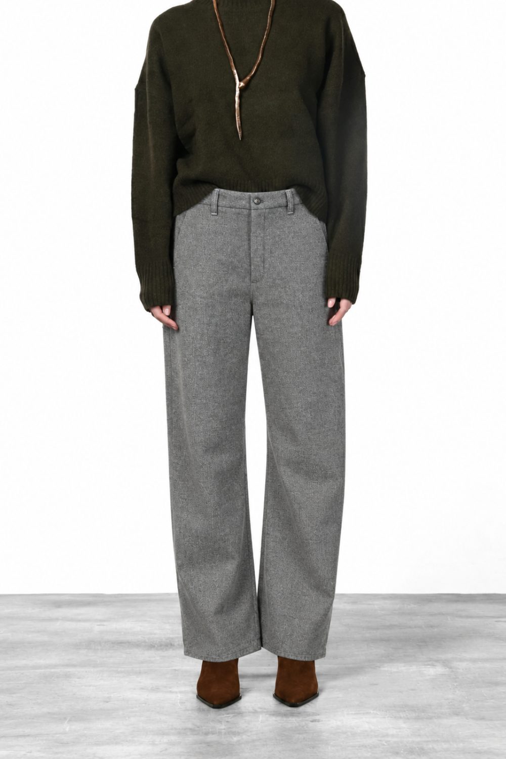 Vivienne City women’s chino pants in wool with balloon fit