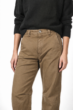 Vivienne City women’s chino pants in gabardine with balloon fit