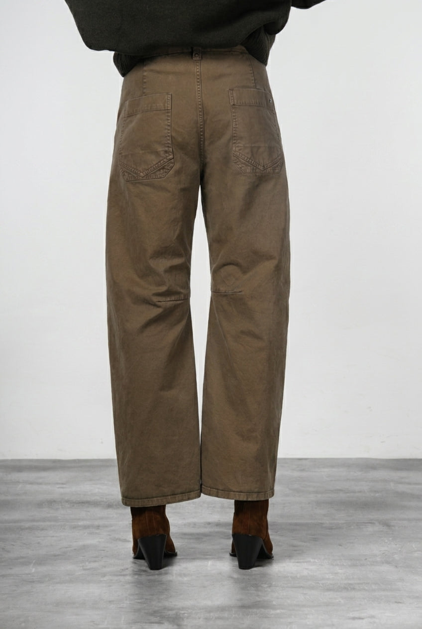 Vivienne City women’s chino pants in gabardine with balloon fit