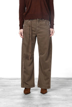 Veronique women’s chino pants in twill with balloon fit ①
