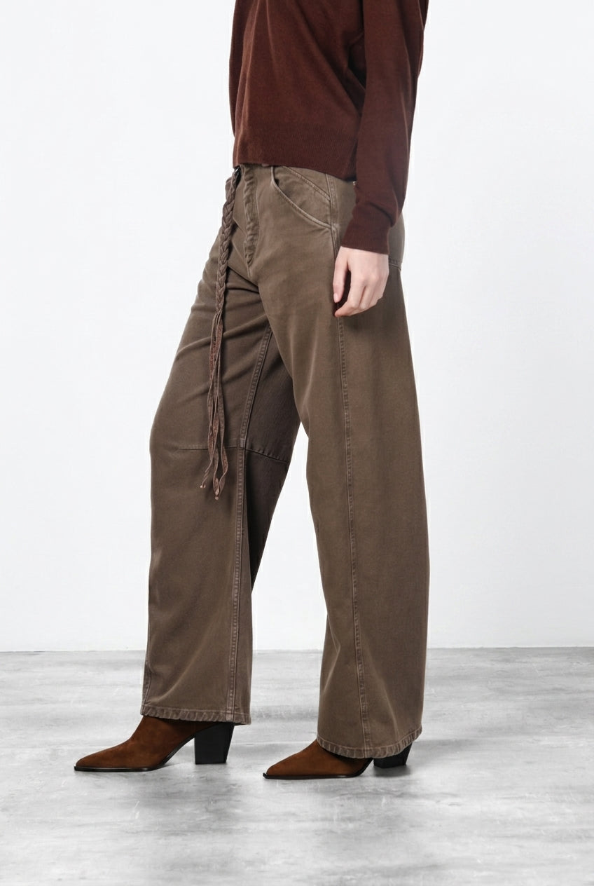 Veronique women’s chino pants in twill with balloon fit ①
