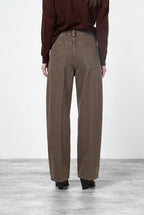 Veronique women’s chino pants in twill with balloon fit ①
