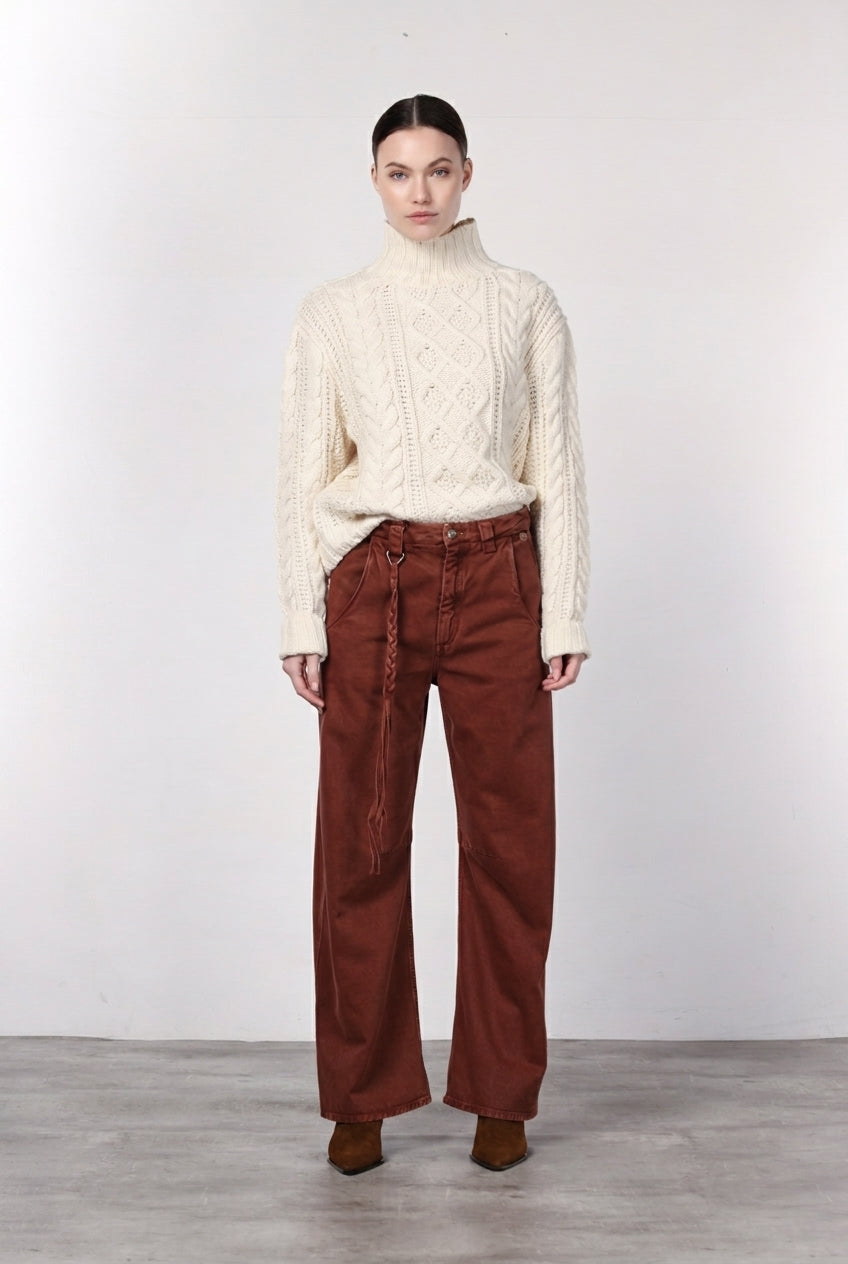 Violette women’s chino pants in twill with balloon fit ①
