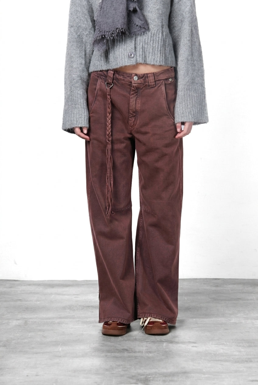Violette Chinohose für Damen aus Twill mit balloon fit ①
