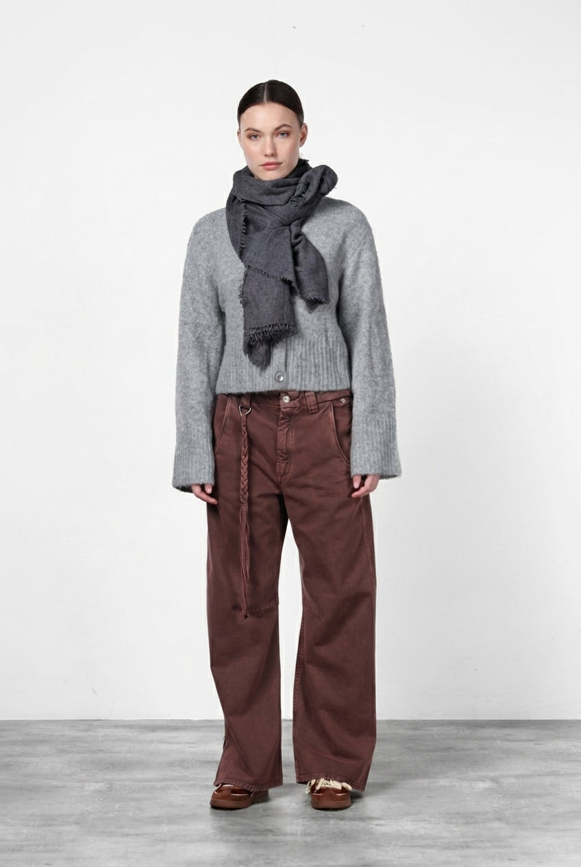 Violette Chinohose für Damen aus Twill mit balloon fit ①
