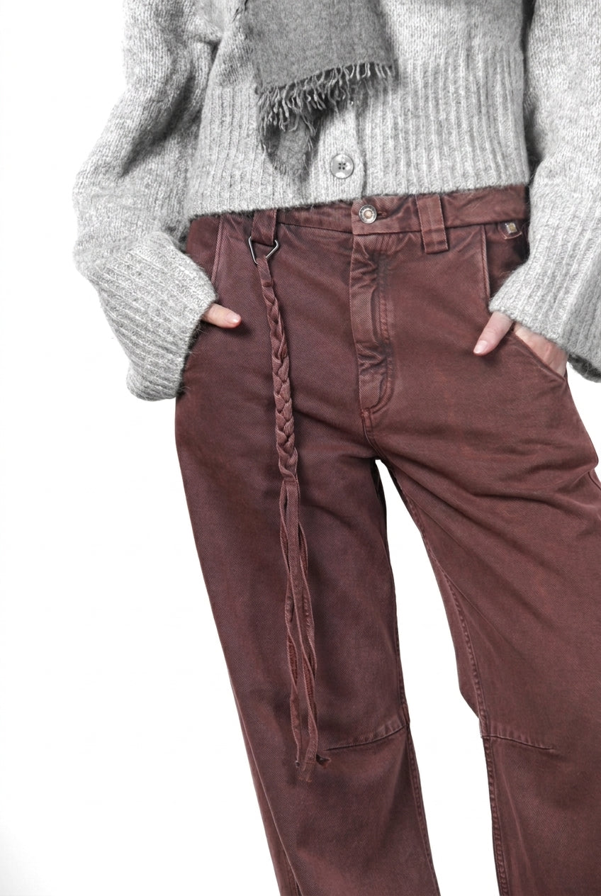 Violette Chinohose für Damen aus Twill mit balloon fit ①

