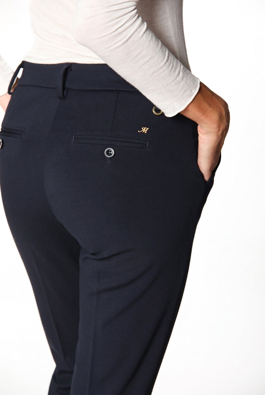 New York Slim Chinohose für Damen aus technischem Jersey mit slim fit ①