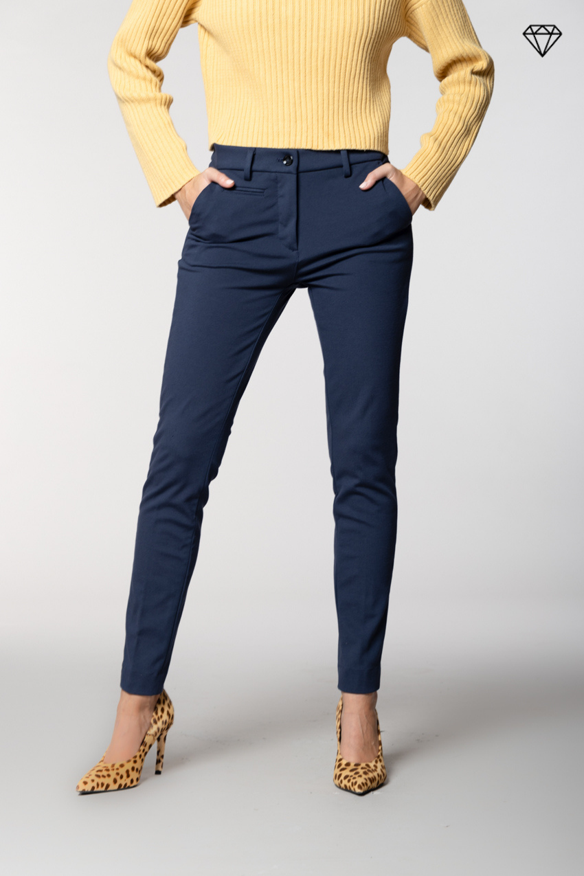 New York Slim pantalone chino donna in jersey tecnico slim fit ①