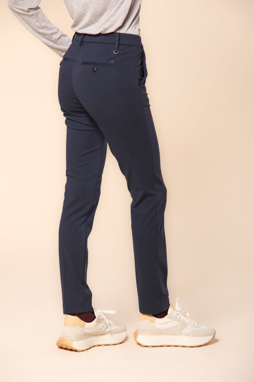 New York Slim pantalone chino donna in jersey tecnico slim fit ①