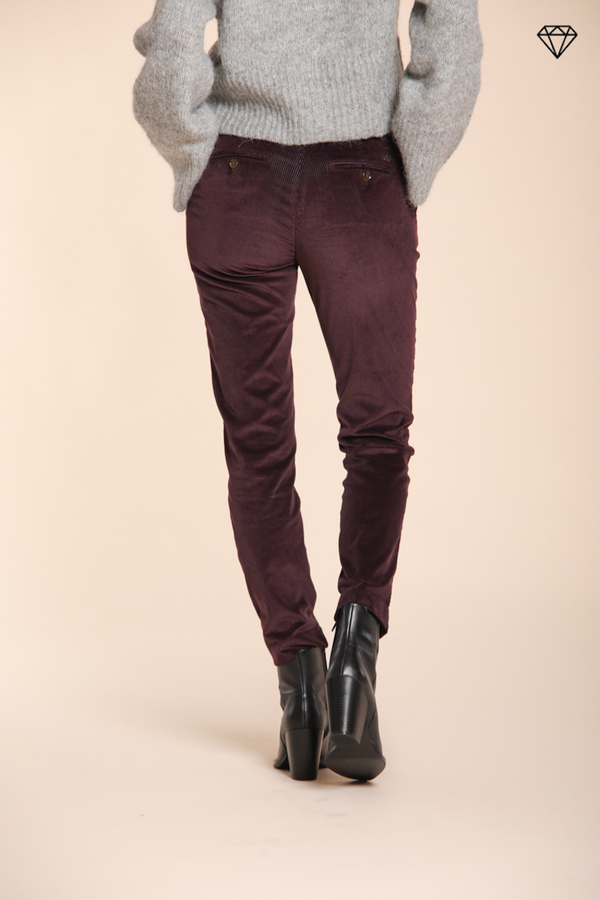 New York Slim pantalone chino donna in velluto a coste slim fit ①