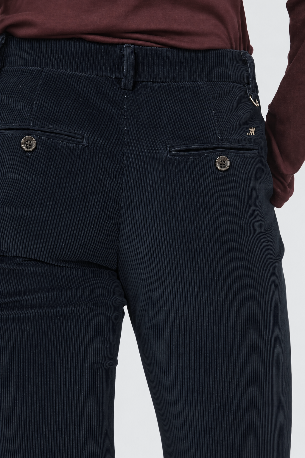 New York Slim women’s chino trousers in wide-wale corduroy, slim fit ①