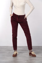 New York Slim pantalone chino donna in velluto a costa grande slim fit ①