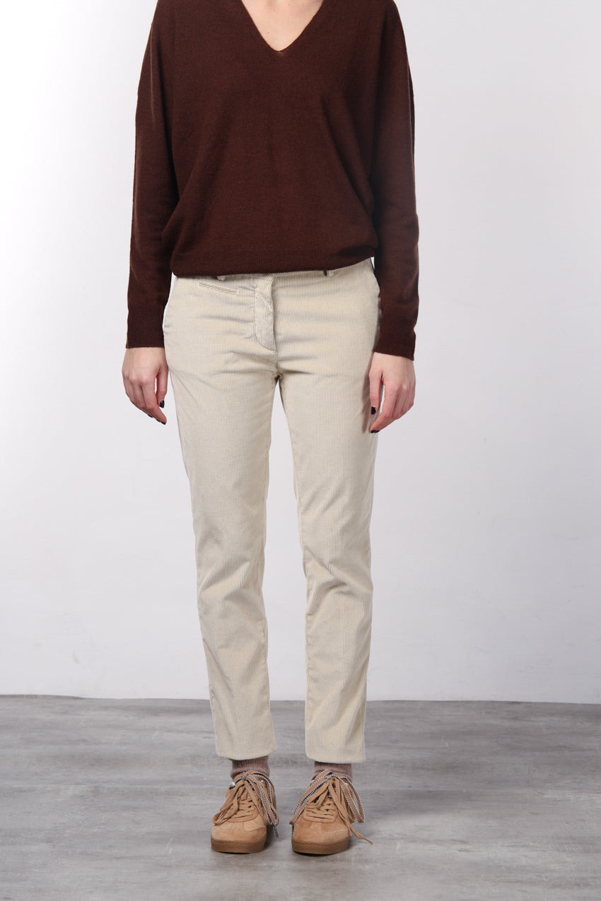 New York Slim pantalone chino donna in velluto a costa grande slim fit ①