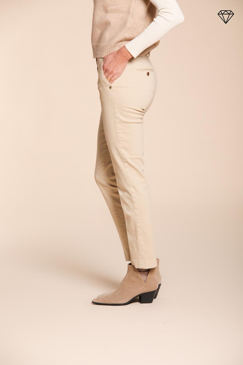 New York Slim pantalone chino donna in raso slim fit ①