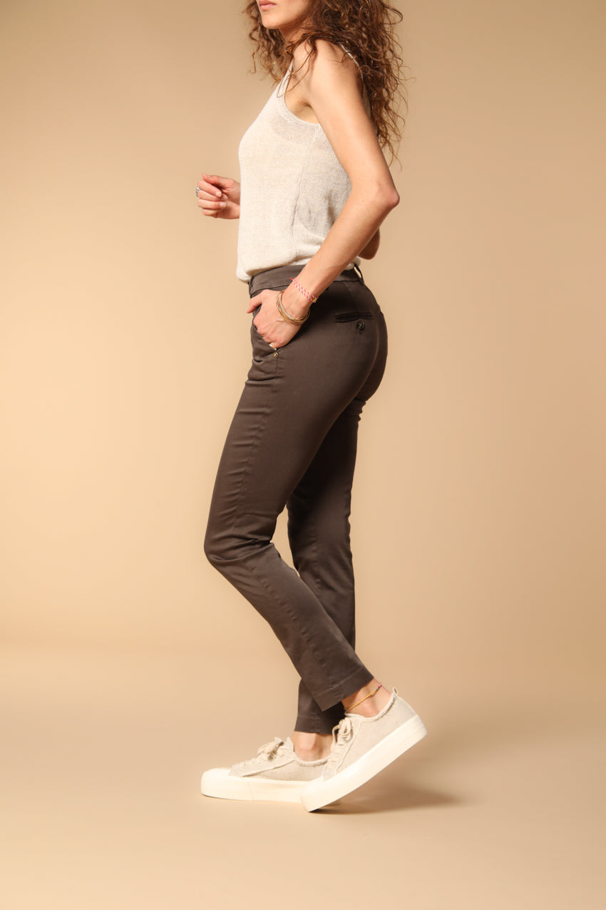 New York Slim pantalon chino femme en satin stretch slim fit ①