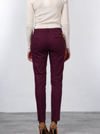 New York Slim women’s chino pants in satin with slim fit ①
