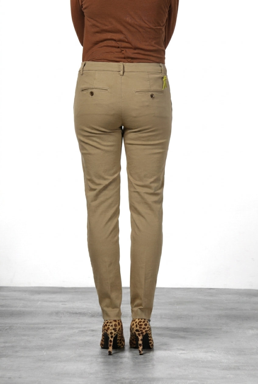 New York Slim pantalon chino femme en satin slim fit ①