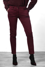 New York Slim Chinohose für Damen aus Satin mit slim fit ①