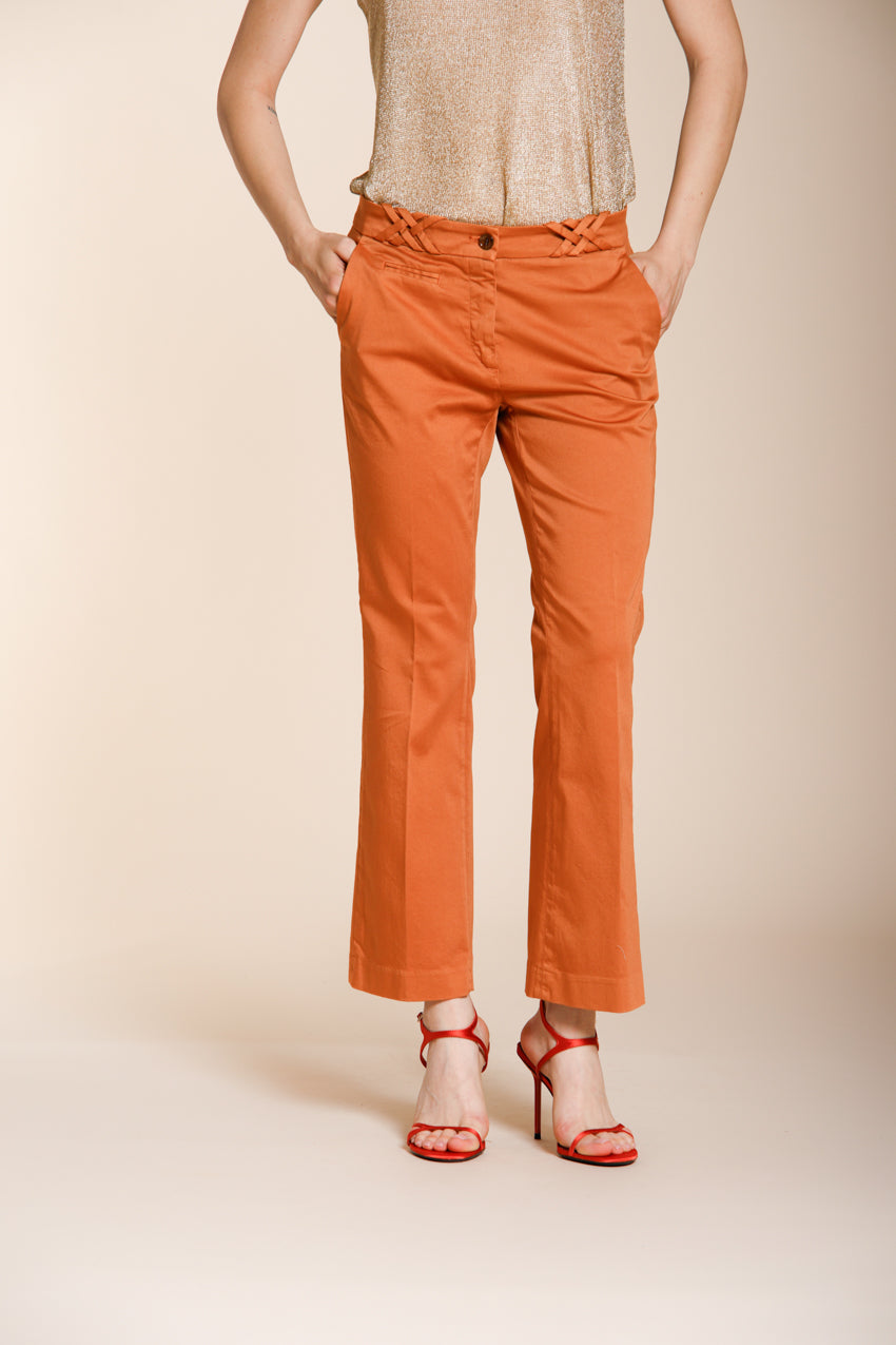 New York Trumpet pantalon chino femme en satin stretch slim fit