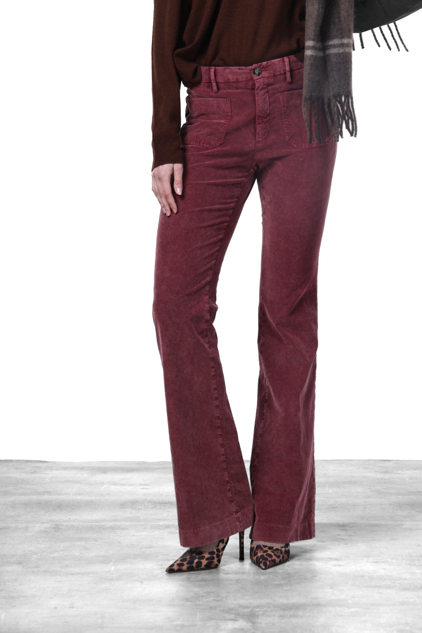 New York Flare women’s chino pants in 1000-wale velvet with slim fit
