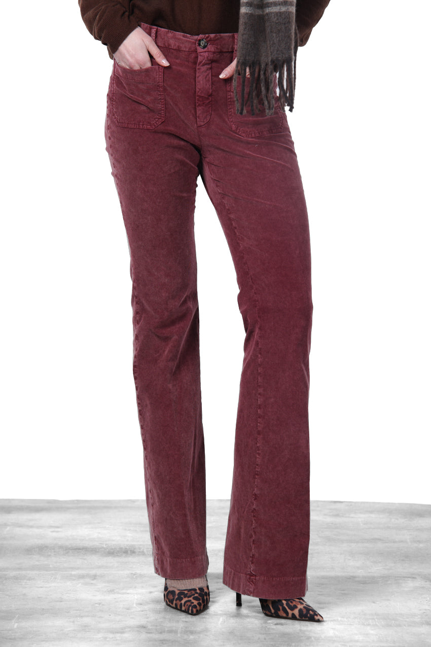 New York Flare women’s chino pants in 1000-wale velvet with slim fit
