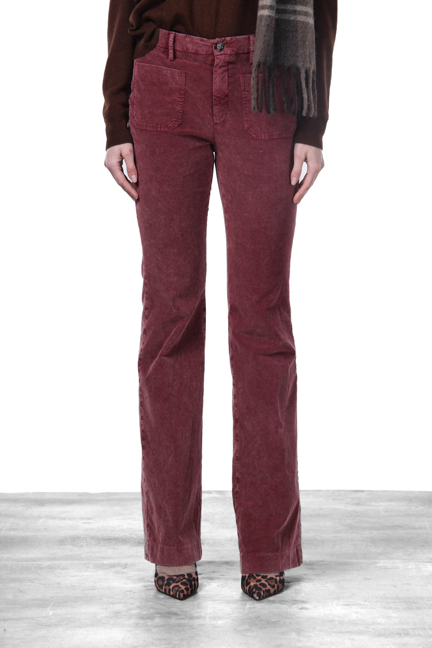 New York Flare women’s chino pants in 1000-wale velvet with slim fit
