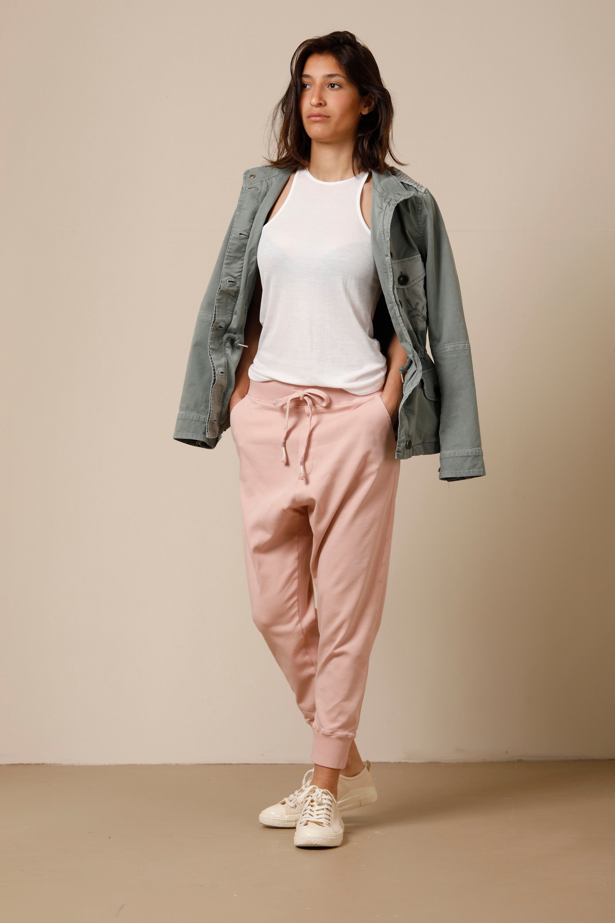 Pantalon style jogger femme sale